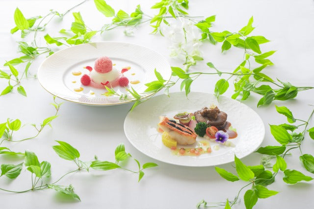 【人気の和婚】四季の花木が彩る本格神殿見学×Wメイン美味試食