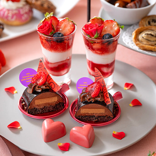 1-2月：季節のアフタヌーンティーセット「Strawberry＆Chocolate 苺と